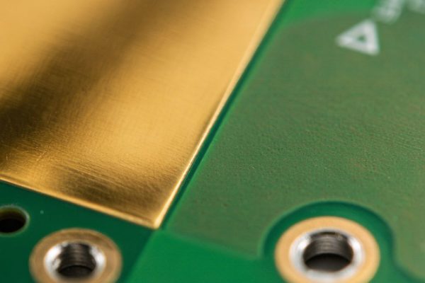 ENIG vs OSP: PCB Surface Finish Comparison for SMT Solderability
