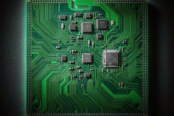 PCB Edge Stitching Vias for Multi-Gigabit SerDes Far-Field EMI