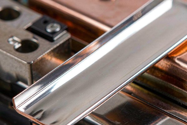 Nickel-Plated Copper Strip for SMT Battery Connector Tabs: Corrosion and Weldability Guide
